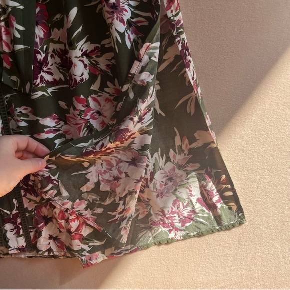 French Connection Lightweight Floriana Floral-Print Maxi Dress Beltes in size 4 - Picture 12 of 16